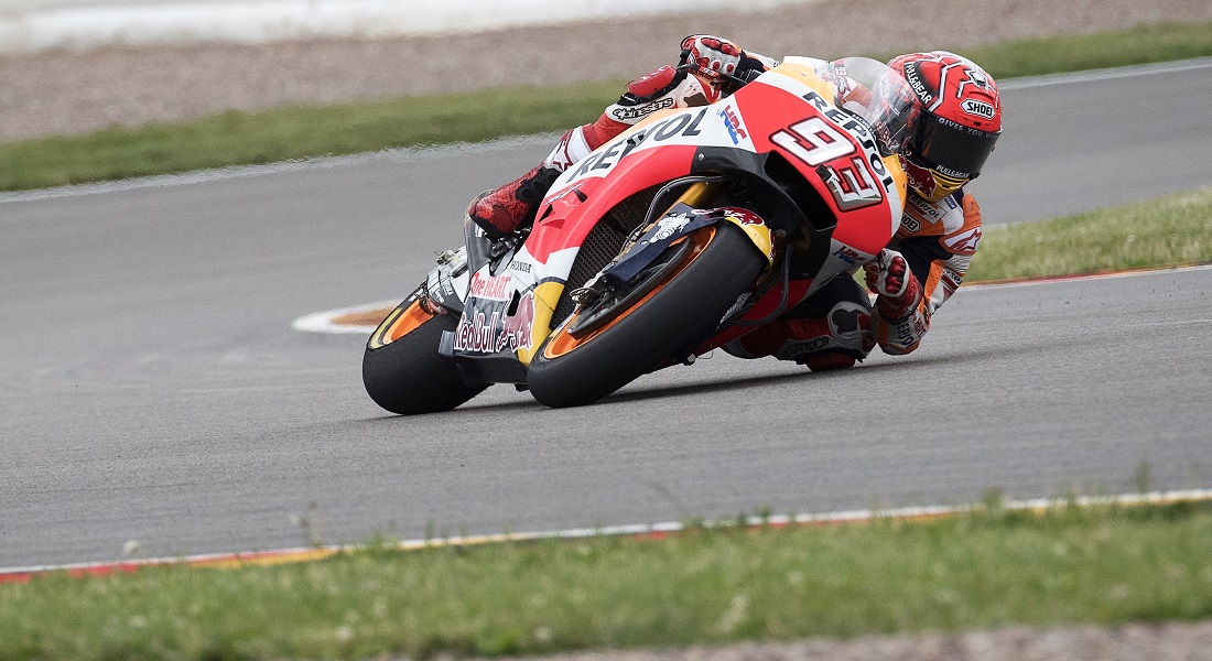 MotoGP, Sachsenring: Márquez vince e si prende la leadership. Rossi è quinto