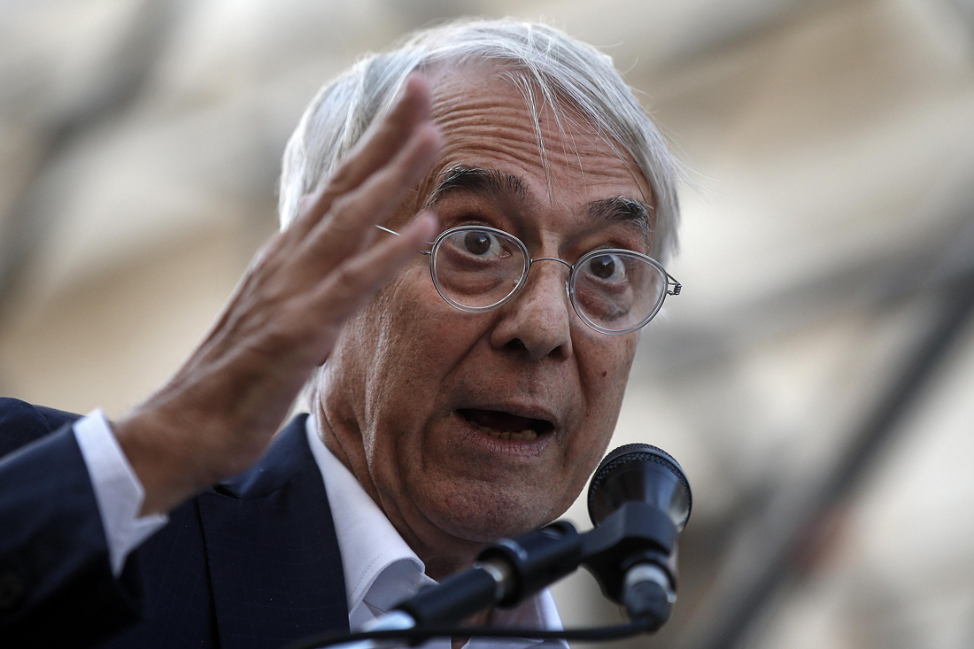 Giuliano Pisapia: con “Insieme” la sinistra sfida il renzismo Giuliano Pisapia: con “Insieme” la sinistra sfida il renzismo