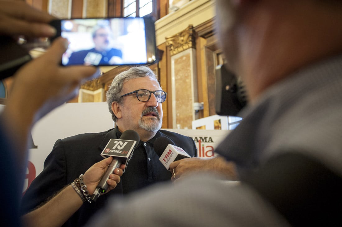 Michele Emiliano: “Nella legge elettorale serve il premio alla coalizione”