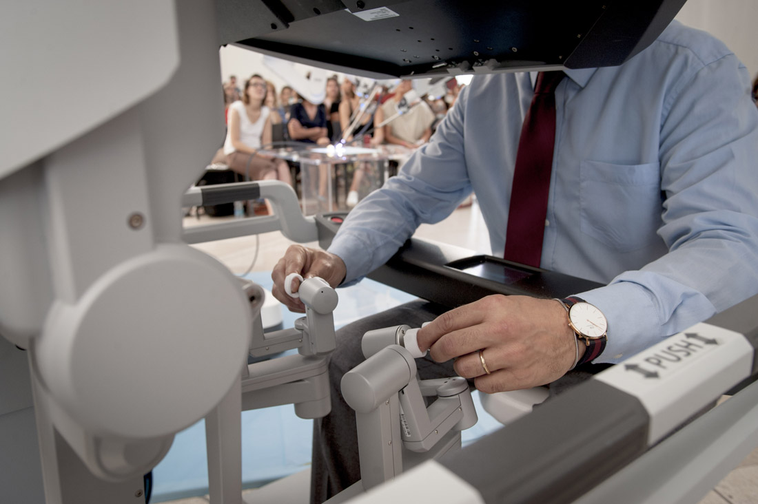 da Vinci, il robot che aiuta a diventare super-chirurghi – FOTO e VIDEO da Vinci, il robot che aiuta a diventare super-chirurghi – FOTO e VIDEO