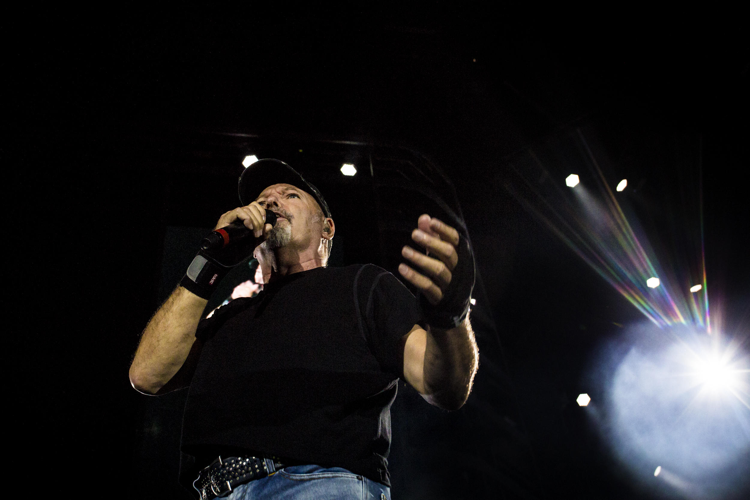 Vasco Rossi: I 10 inni rock più travolgenti dal vivo