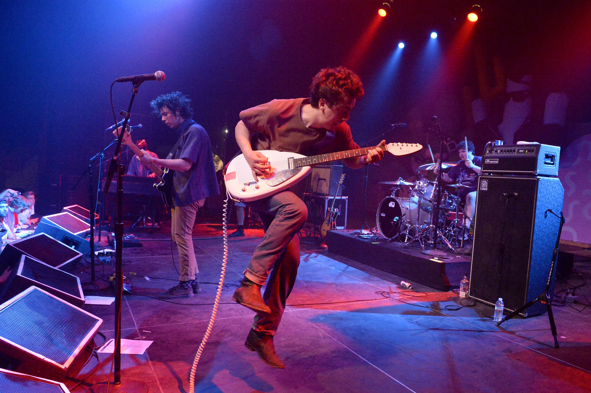 Allah-Las, il fascino vintage del pop psichedelico: le 5 canzoni cult Allah-Las, il fascino vintage del pop psichedelico: le 5 canzoni cult