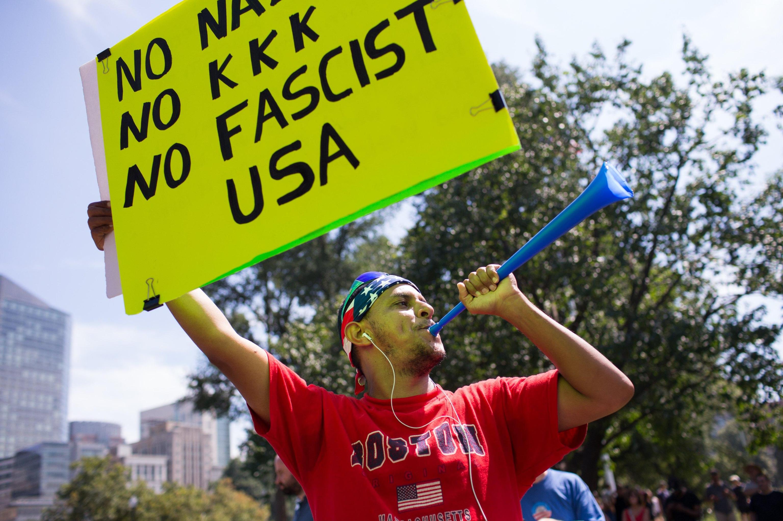 Boston: in migliaia contro l’estrema destra – FOTO