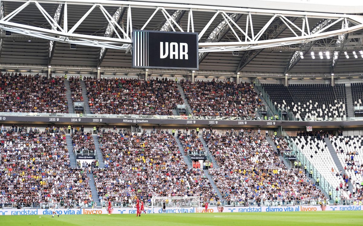 Galleria foto 'Var, debutto con rigore contro la Juve. Ma non cancellerà tutte le polemiche' - foto 6