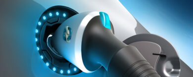 Ricaricare l’auto elettrica in Italia è una giungla ed è sempre più caro