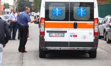 Bimbo di 4 anni si chiude in auto: l’assurda morte