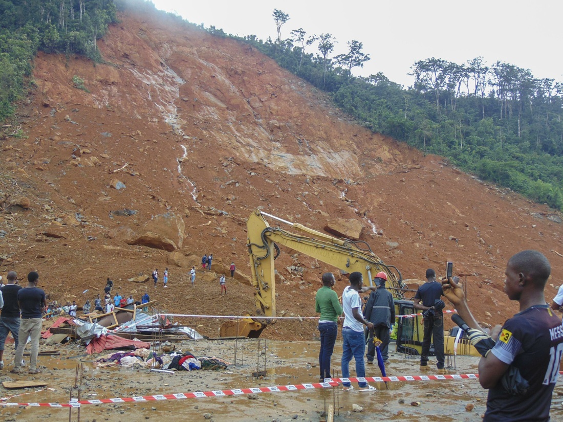 Sierra Leone, lo tsunami di fango e acqua – FOTO e VIDEO