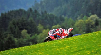 MotoGP, Red Bull Ring: Dovizioso mette le ali e vince. Settimo Rossi