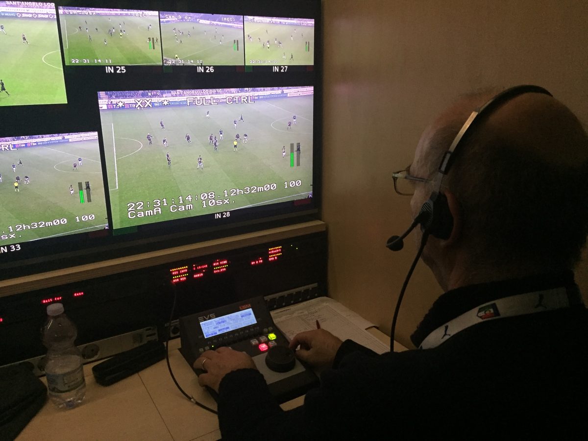 Galleria foto 'Il Var in Serie A: chi produce le immagini per la moviola degli arbitri' - foto 5