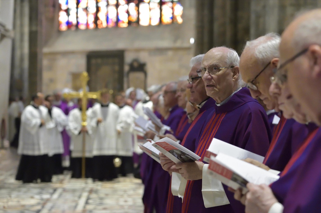 I funerali di Dionigi Tettamanzi – FOTO I funerali di Dionigi Tettamanzi – FOTO