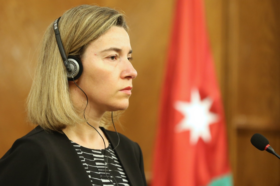 Federica Mogherini non merita medaglie