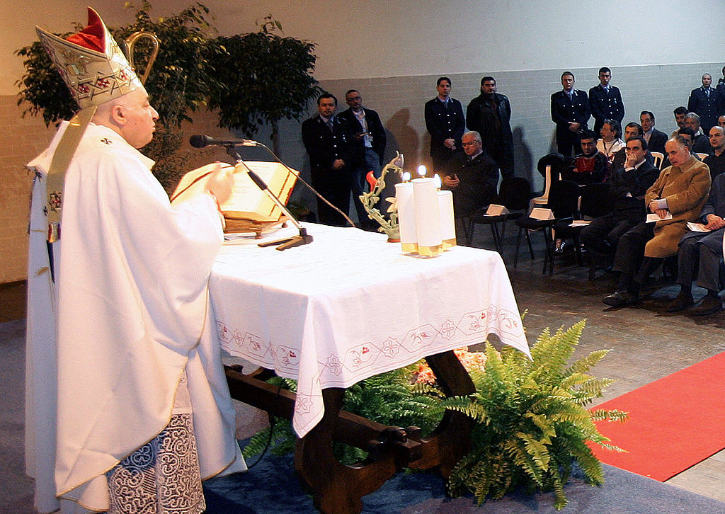 È morto Tettamanzi: storia e vita del cardinale “degli ultimi” È morto Tettamanzi: storia e vita del cardinale “degli ultimi”