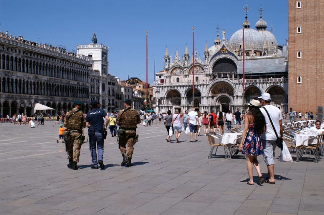 L’Esercito e i primi 9 anni di “Strade Sicure” – FOTO