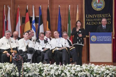 Quanto guadagnano (e ci costano) i professori universitari