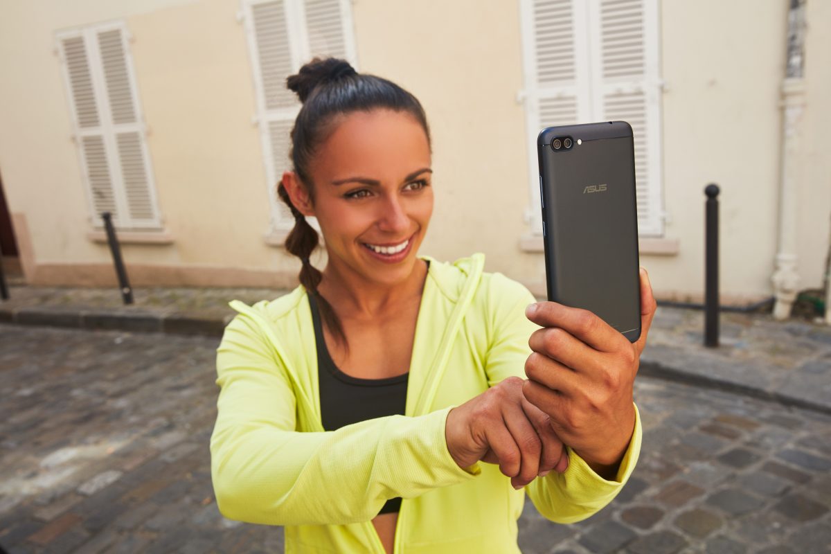 Galleria foto 'Asus Zenfone 4: ecco come sono' - foto 6