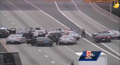 Usa: inseguimento alla “Blues Brothers” per 50km | video