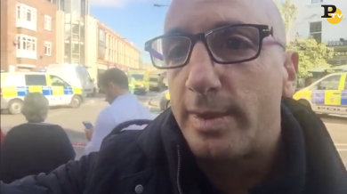Esplosione alla metropolitana di Londra: la testimonianza di un italiano sul luogo dell’attentato