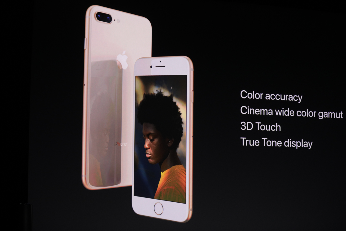 Nuovi iPhone 8 e iPhone X: ecco come sono