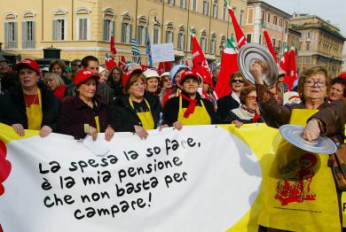 Pensioni, se i genitori pagano i contributi per i figli