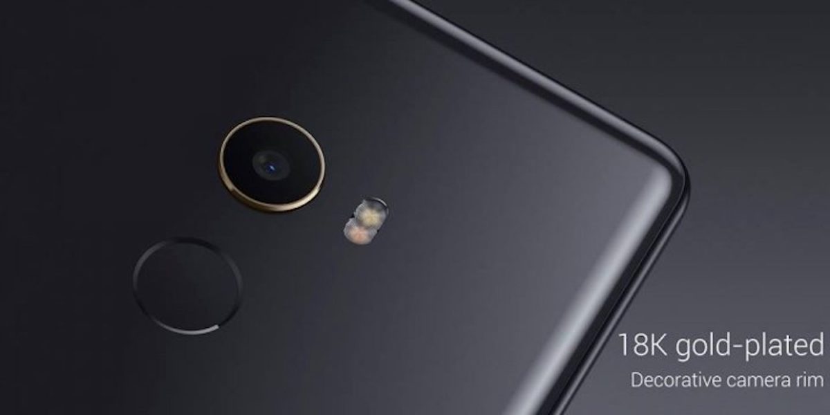 Galleria foto 'Apple o Huawei? Xiaomi Mi Mix 2' - foto 3