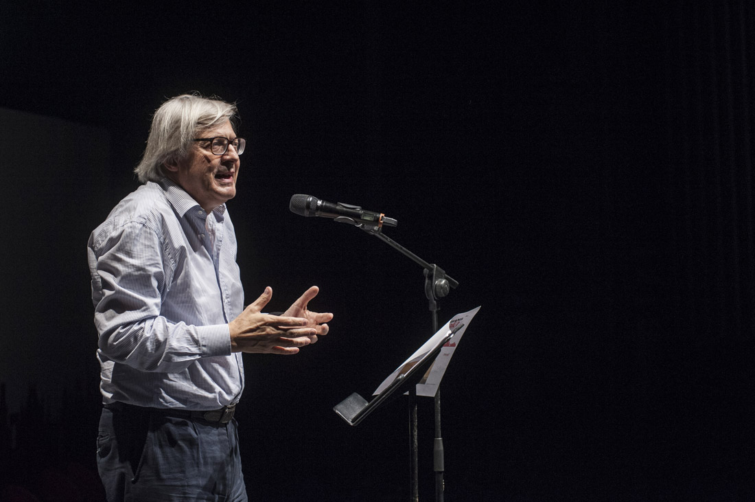 Sgarbi e l’arte del Novecento a Trieste – FOTO e VIDEO Sgarbi e l’arte del Novecento a Trieste – FOTO e VIDEO