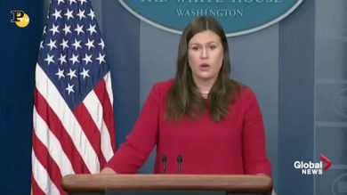 Casa Bianca, gaffe della portavoce Sarah Huckabee Sanders | Video