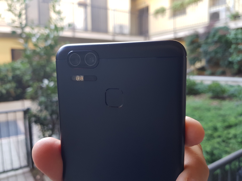 Zenfone Zoom S: Asus ci crede davvero Zenfone Zoom S: Asus ci crede davvero