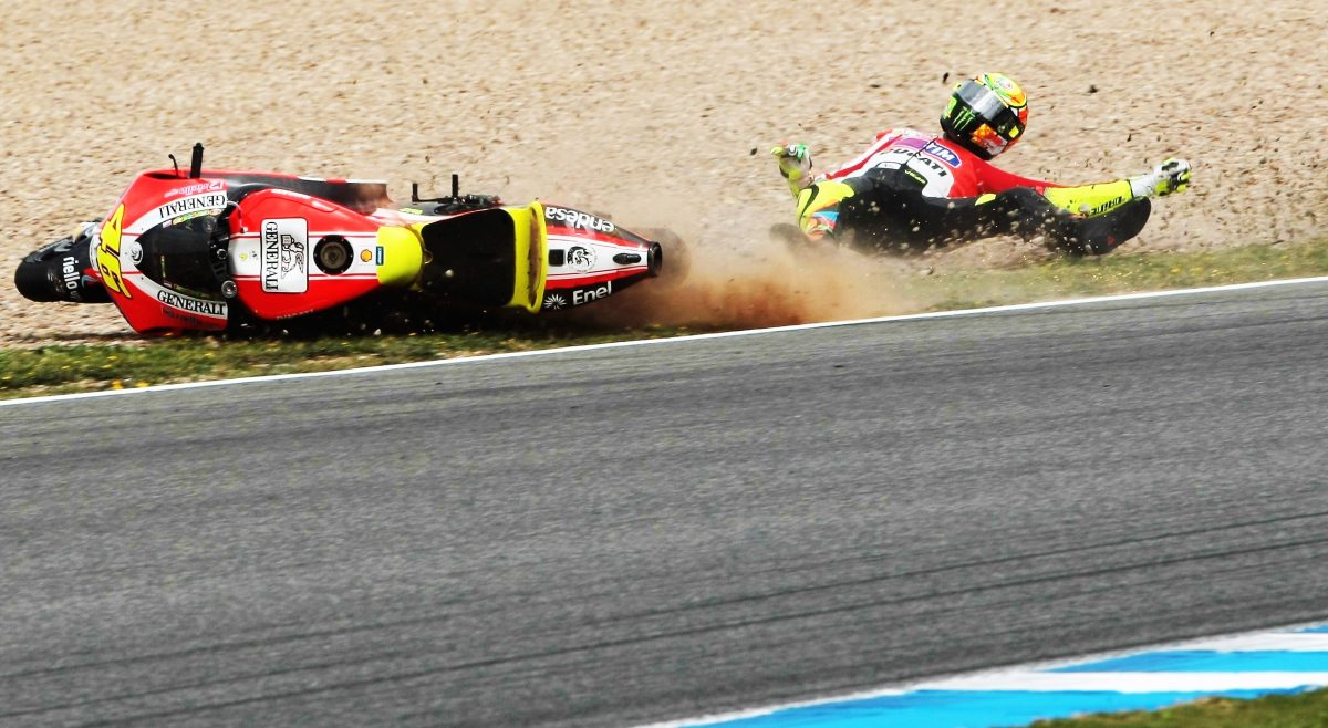 Galleria foto 'MotoGP, Valentino Rossi si infortuna in enduro: addio Mondiale' - foto 7