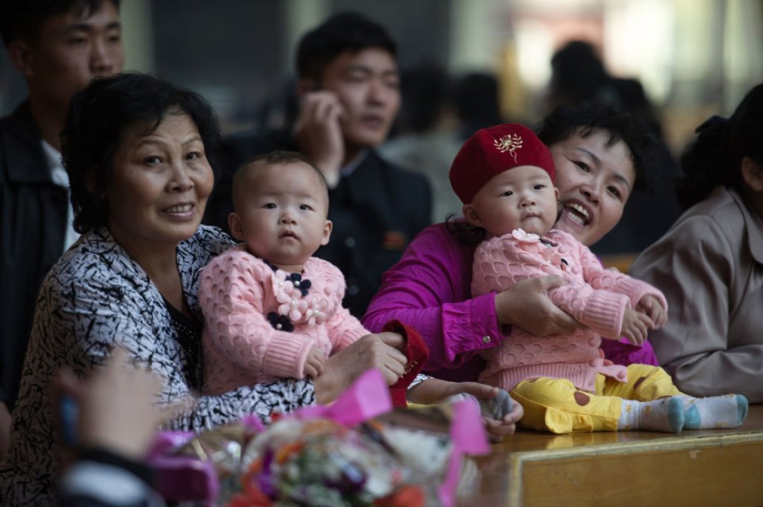 Foto dalla Corea del Nord: la finta normalità di un popolo sottomesso