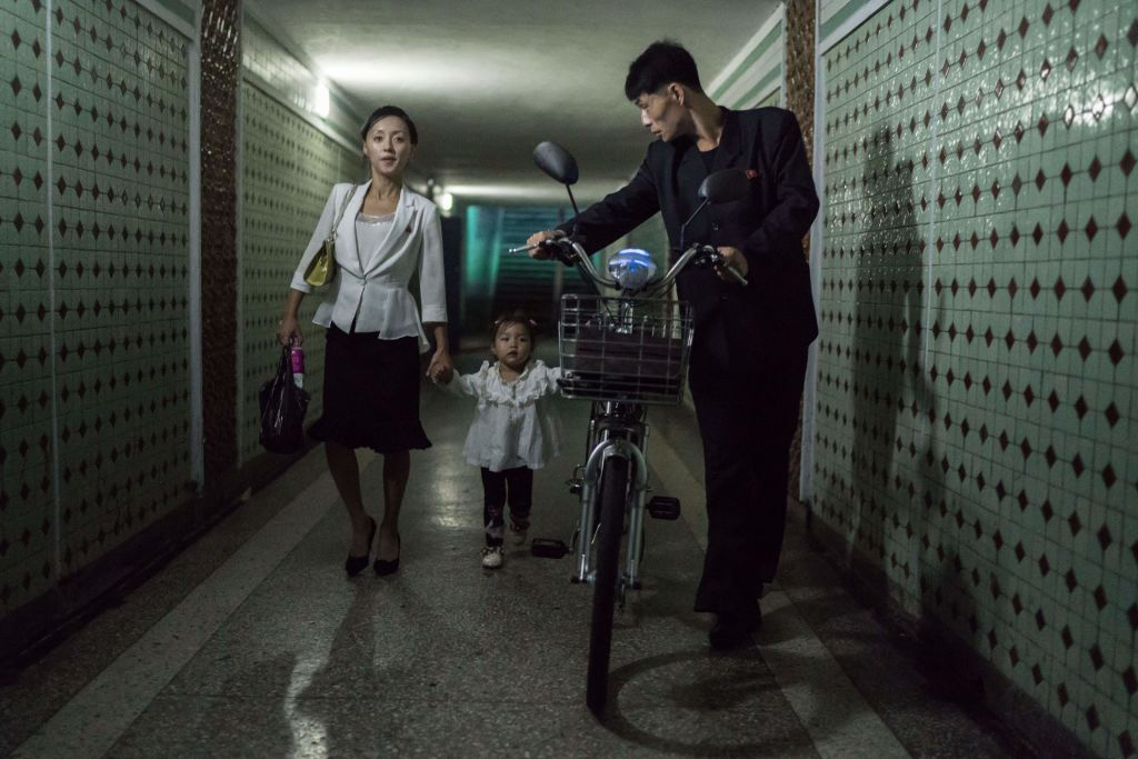 Foto dalla Corea del Nord: la finta normalità di un popolo sottomesso