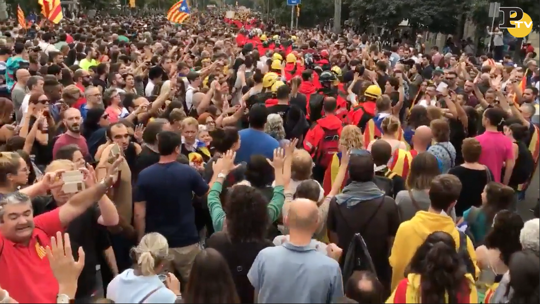 L’indipendenza catalana e la partita a poker tra Puigdemont e Rajoy