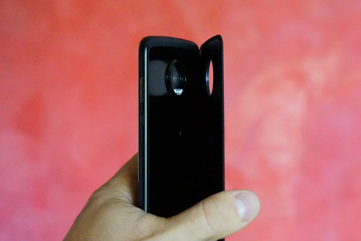 Galleria foto 'Motorola Moto Z2 Force, la recensione' - foto 25