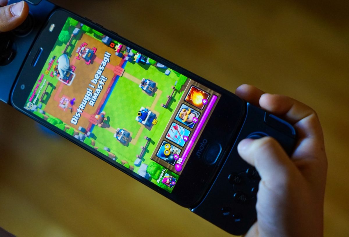 Galleria foto 'Motorola Moto Z2 Force, la recensione' - foto 18