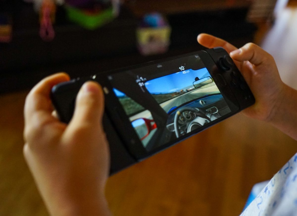 Galleria foto 'Motorola Moto Z2 Force, la recensione' - foto 2