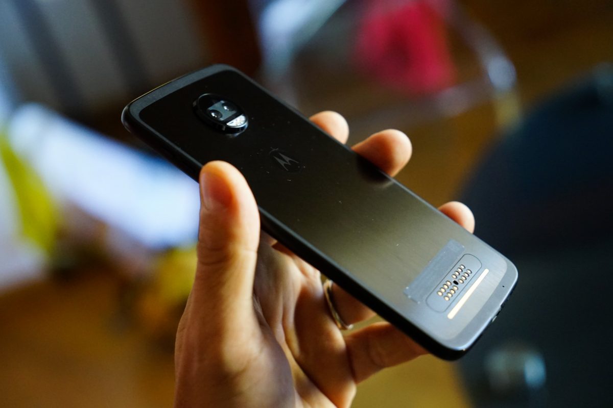 Galleria foto 'Motorola Moto Z2 Force, la recensione' - foto 35