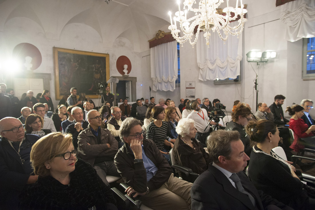 Maroni: al referendum per l’autonomia obiettivo 34% – VIDEO