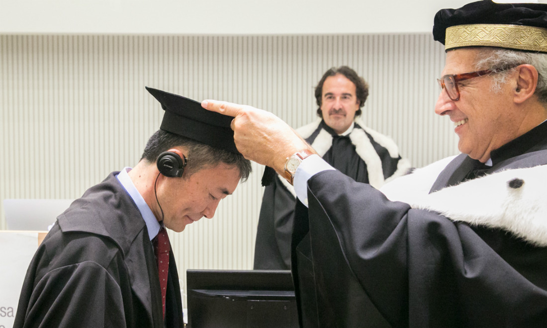 Gran Turismo, il creatore riceve una laurea honoris causa Gran Turismo, il creatore riceve una laurea honoris causa