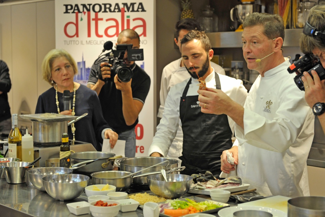 La ricetta di Enrico Cerea: conchiglioni ripieni nella sabbia con zuppa di pesce
