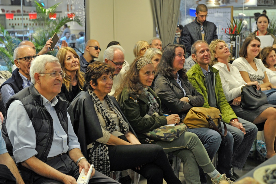 La ricetta di Enrico Cerea: conchiglioni ripieni nella sabbia con zuppa di pesce