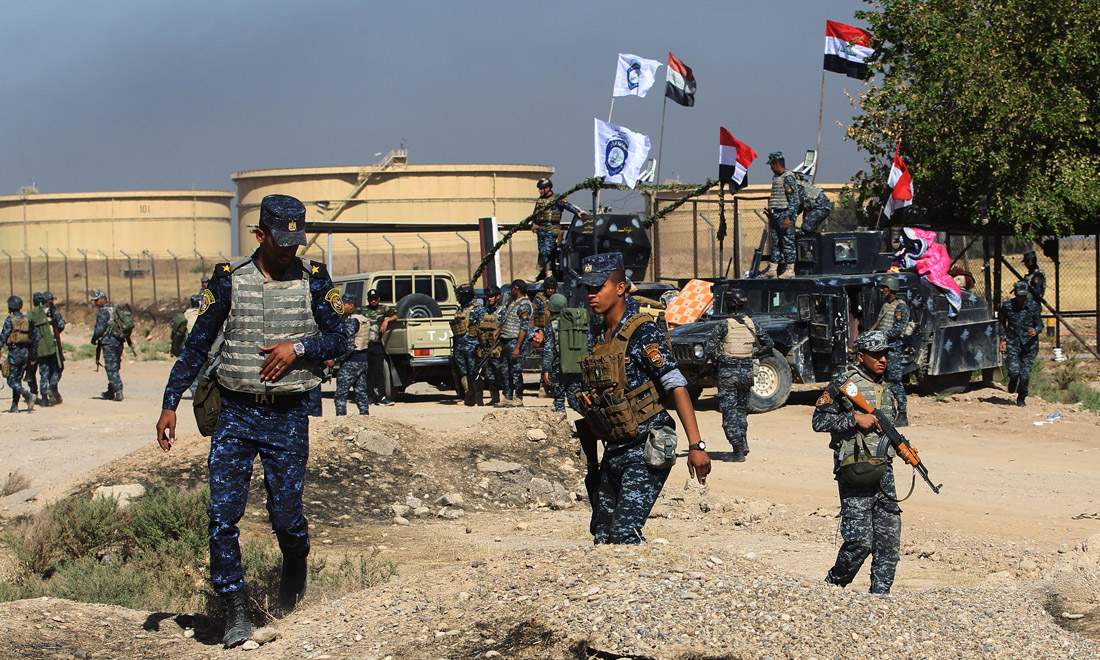 Iraq: scontri tra curdi e Baghdad attorno al petrolio di Kirkuk – Foto