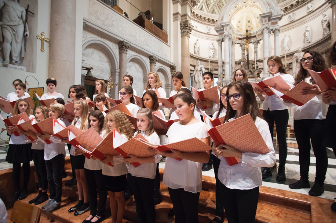 Panorama d’Italia a Milano: sindaco, fanfara e coro di voci bianche per l’inaugurazione