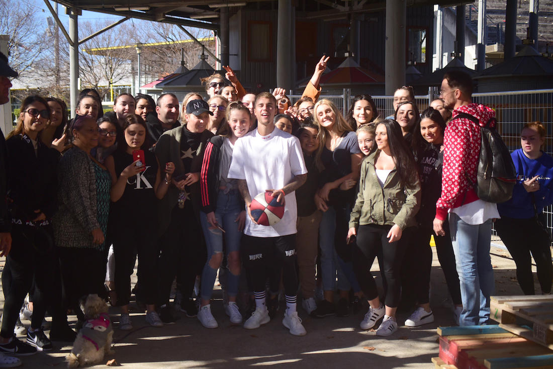 Che cosa sta succedendo a Justin Bieber Che cosa sta succedendo a Justin Bieber