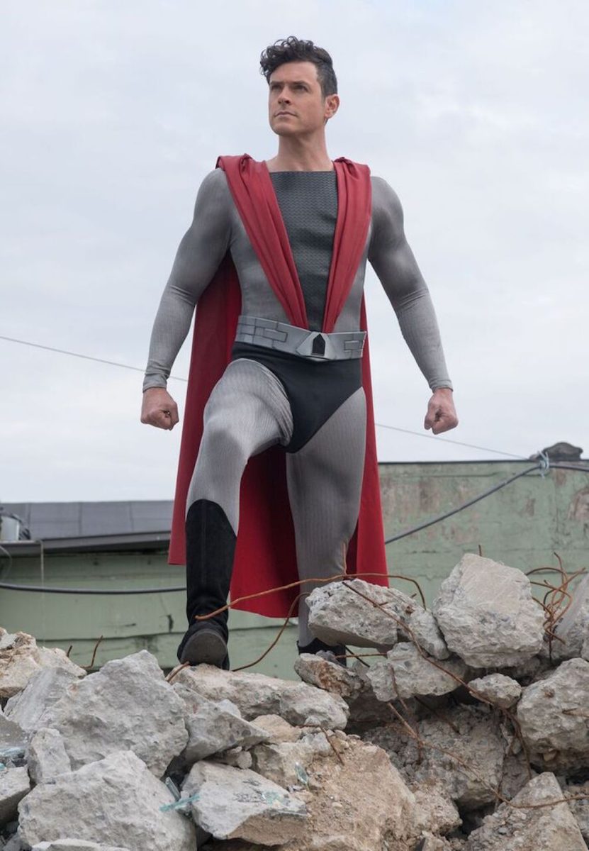 The Tick: foto e trailer del nuovo supereroe della tv The Tick: foto e trailer del nuovo supereroe della tv