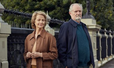 L’altra metà della storia, film con Jim Broadbent e Charlotte Rampling – Video