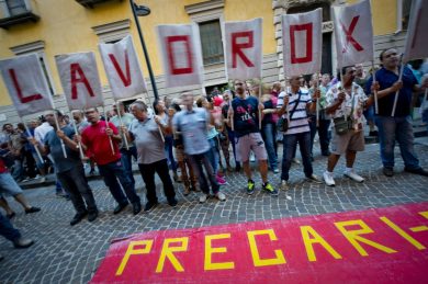 Lavoro e Jobs Act, perché il contratto precario conviene di più