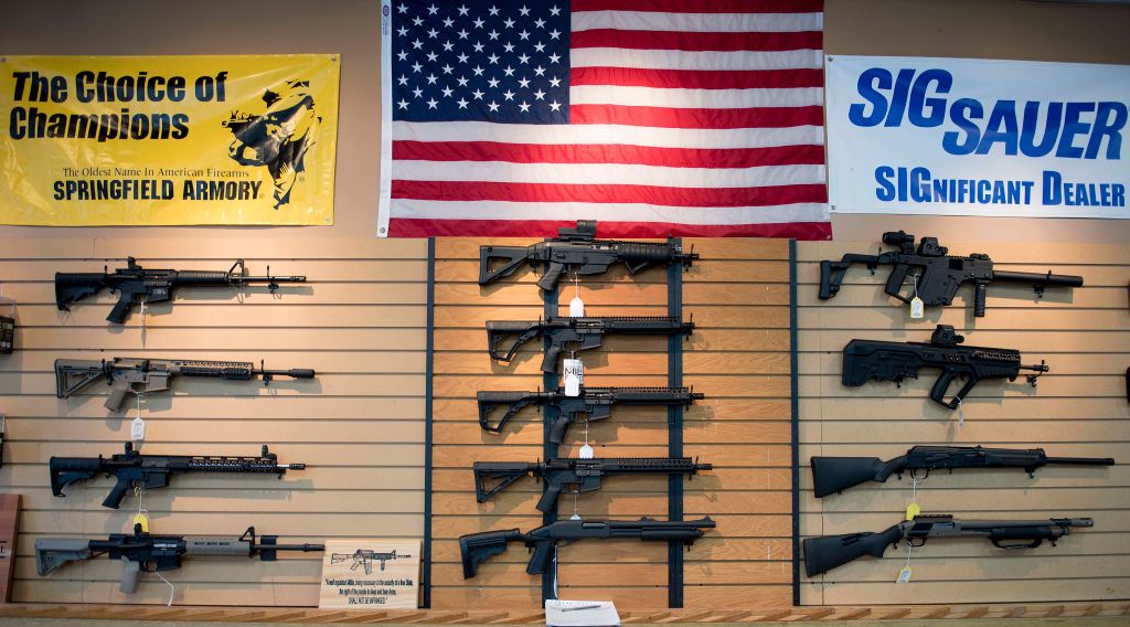 L’industria delle armi in America, spiegato bene