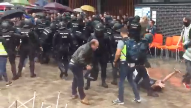 Referendum Catalogna: scontri votanti-Polizia; centinaia di feriti | video