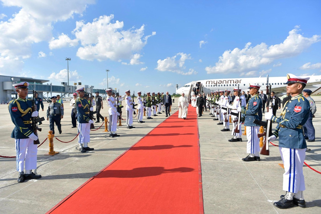 Papa Francesco in Myanmar e Bangladesh: le foto più belle Papa Francesco in Myanmar e Bangladesh: le foto più belle