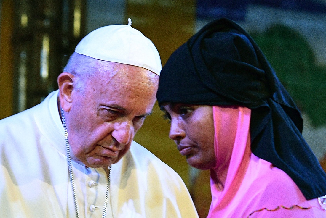 Papa Francesco in Myanmar e Bangladesh: le foto più belle