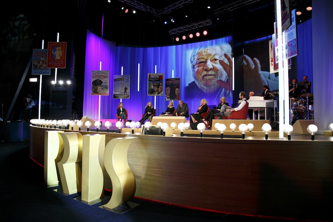 Maurizio Costanzo Show: uno speciale per i 10 anni di Iris Maurizio Costanzo Show: uno speciale per i 10 anni di Iris